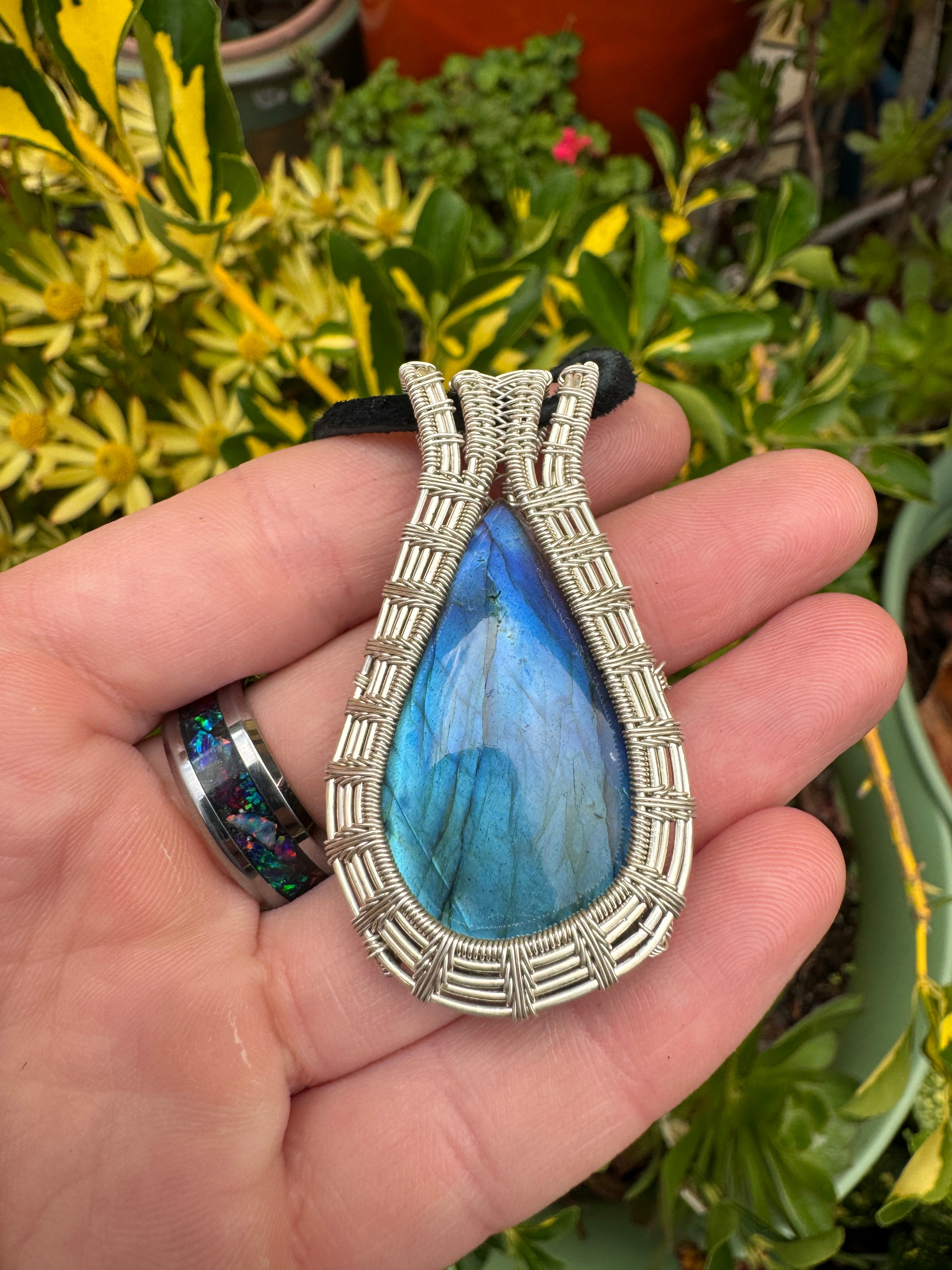 Cheapest Oceanic Labradorite Pendant